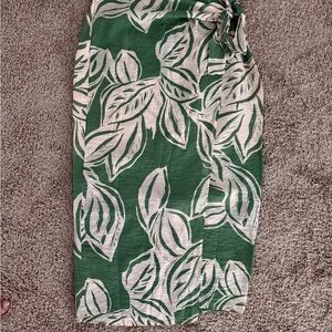Zara Green and Cream Leaf-Printed Wrap Skirt
